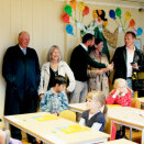 Foreldre og besteforeldre fikk være med inn i klasserommet (Foto: Stian Lysberg Solum / Scanpix)